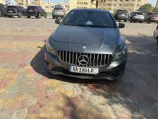 Mercedes cla 2015 full option  Moteur organe impeccable