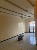 Appartement neuf lumineux au deuxième étage