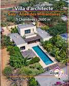 Villa d'architecte à vendre sur l'allée des milliardaires