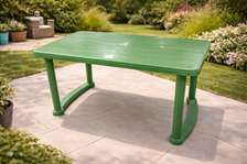 Table plastique table robuste
Longueur : 120 cm