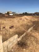 TERRAIN 800m2 NDAYANE non loin de la plage