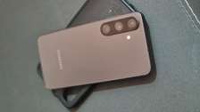 Samsung galaxy S24 128GB 8GB ram 2sim