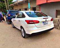Ford focus SE automatique essence