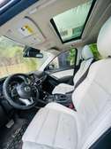 Mazda CX-5 SUV compact gris automatique essence