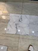 Carrelage effet marbre blanc 60x60 cm brillant facile