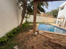 Villa à louer à la cité africa à 2 pieds de jean Mermoz