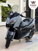 Yamaha Xmax 300 (Let’s Go)