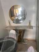 Console murale marbre avec miroir rond design