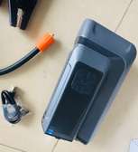 Démarreur de voiture 4 en 1 avec compresseur d'air etc...