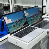 MacBook Pro 2020 i7 2To/32go de ram