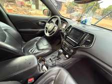 A vendre JEEP CHEROCKEE LIMITED 2019 essence
