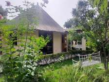 Bel villa avec piscine a Saly