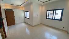 Villa R+1 à louer Almadies