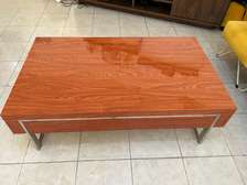 TABLE BASSE AVEC TIROIRS DE RANGEMENT