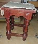 Petites tables en bois