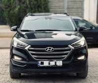 Hyundai tucson 2016