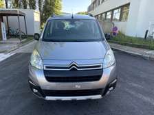 Citroen berlingo 2017 essence manuelle