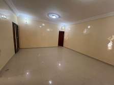 Appartement F5 à louer à sicap foire