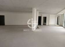 UN PLATEAU DE BUREAU A LOUER A SACRE COEUR 3
