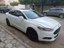 Ford fusion essence automatique