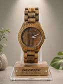 Montre de lux simple et rare en Bois naturel