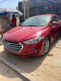 Hyundai Elantra 2017 à brader