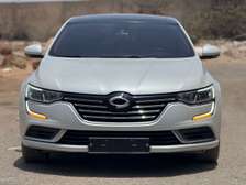 RENAULT SM6 2016