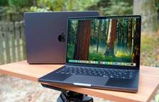 New Mac Book M4 Pro ssd 512 Gb Ram 24 Gb