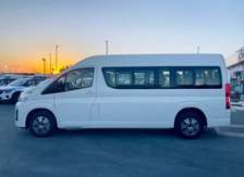 Toyota Hiace 15 places