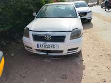 Toyota Avensis liftback 2008
