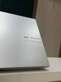 ASUS VivoBook M1502YA — Puissance & élégance