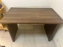 Table bureau et fauteuil