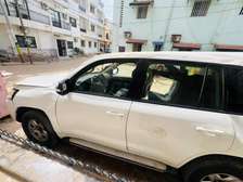 TOYOTA LAND CRUSER V8