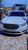 FORD TAURUS 2013