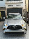 TOYOTA HIGHLANDER 2023