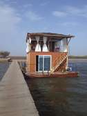 Maison flottante à N'dangane ( Sine Saloum )