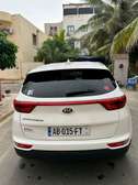 Kia Sportage blanc SUV spacieux et fiable