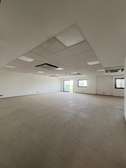 Plateaux de bureau à louer à partir de 465 m²