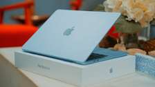 Macbook Air M4 13 pouces Modèle A3240