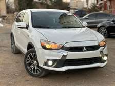 Mitsubishi outlander 2017