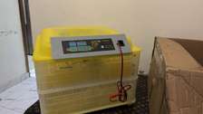 Incubateur automatique grande capacité jaune digital
