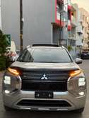 MITSUBISHI  OUTLANDER Année 2024