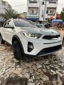 Kia Stonic SUV blanc