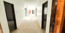 Chambre à Louer face sococim guy mouride