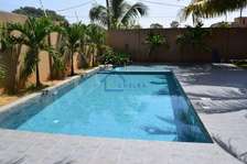 Grand appartement meublé de 3 ch à vendre à Saly