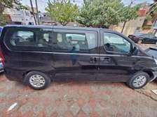 Minibus Hyundai Starex 12 places