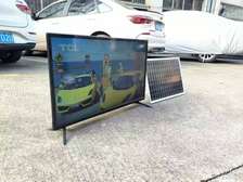 TELEVISEUR 32 POUCES AVEC KIT SOLAIRE INTEGRE