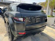Range Rover évoque