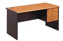 Mobilier de bureau en bois clair 3 tiroirs noir
