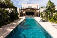 A louer: magnifique Villa 5ch, piscine, 2 min plage